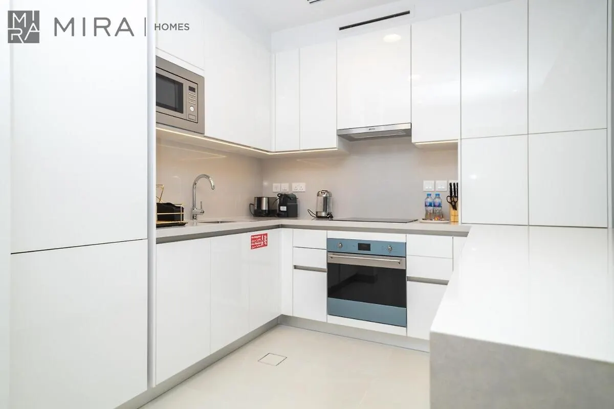 Mira Holiday Homes - Luxury 1Br In Canal Front With Waterfront Living Ντουμπάι